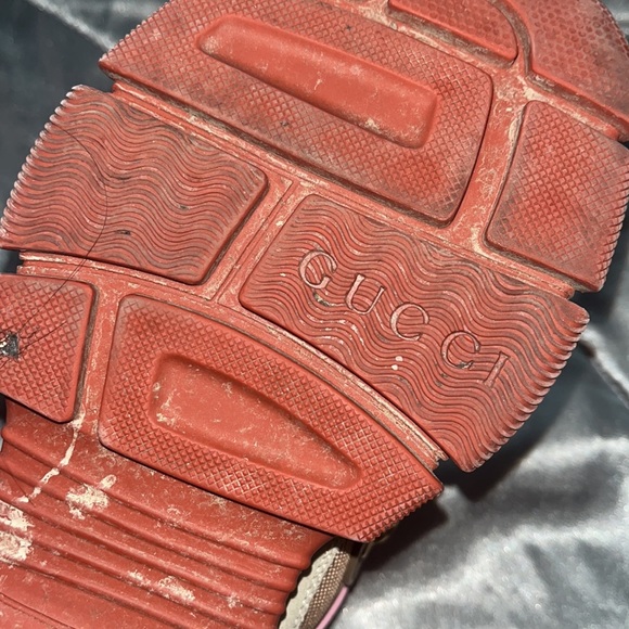 Gucci gym shoes size 36. Slightly worn - Picture 4 of 4